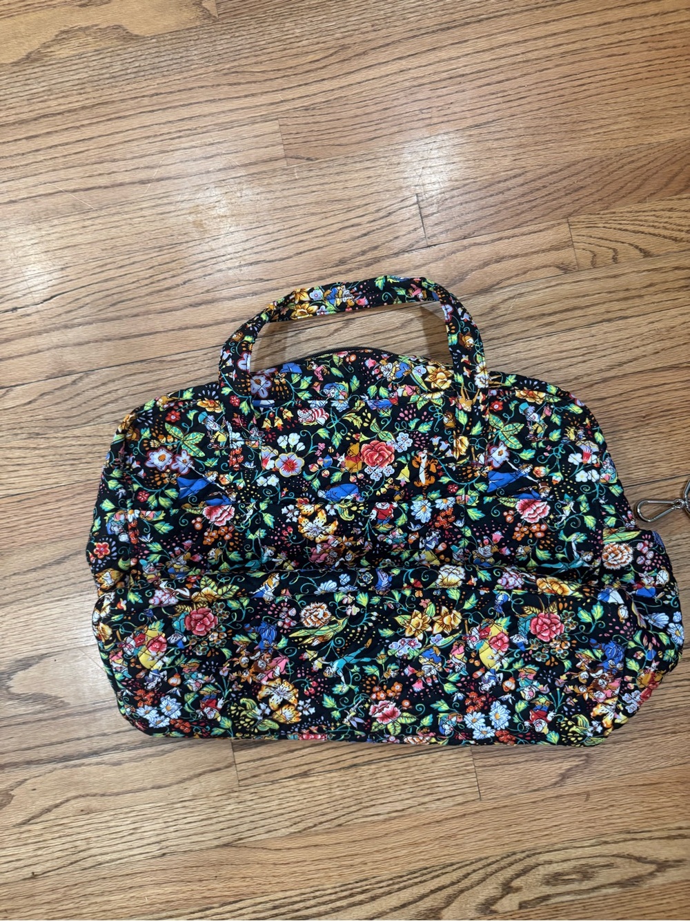 Vera Bradley Disney Large Travel Duffel Bag Classics On The Green 100 Years - Picture 2 of 4